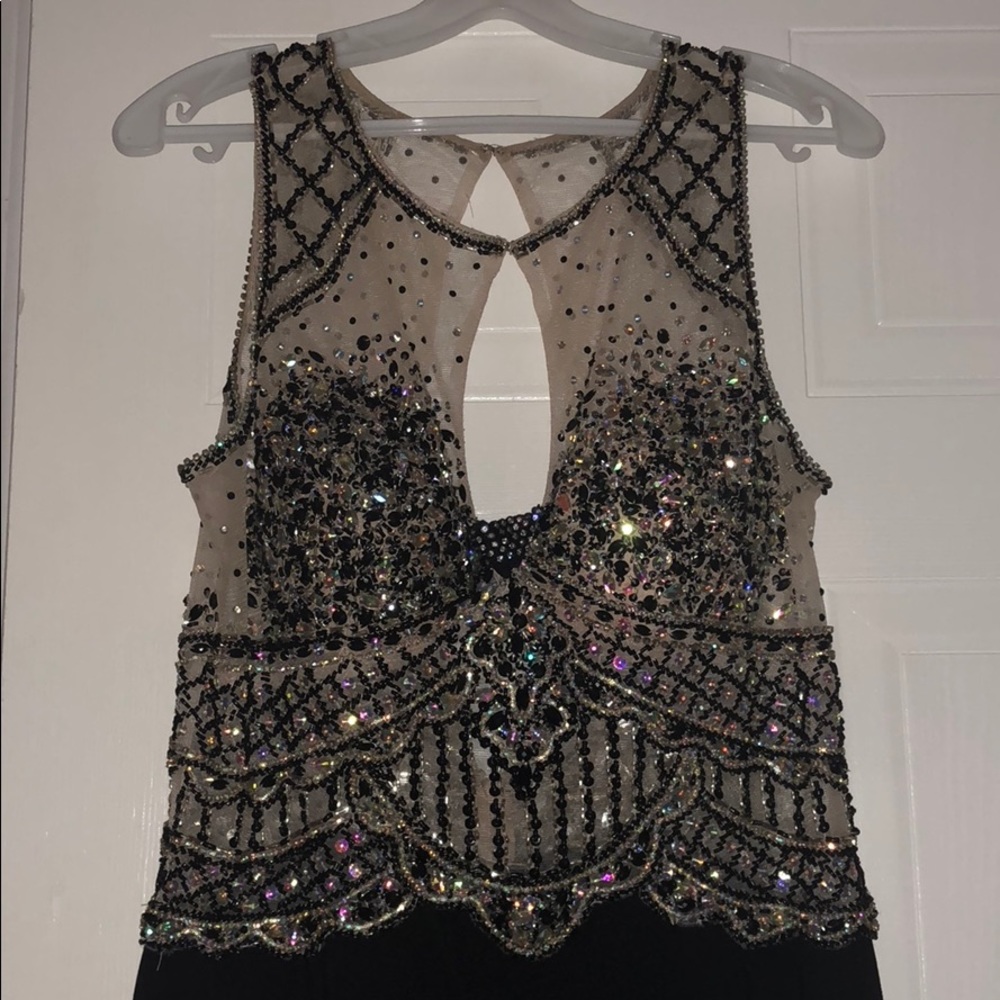 DRESS (BLACK) - Picture 2 of 6